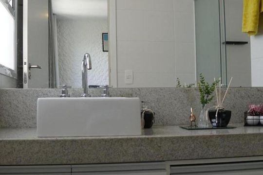 Banheiro da Suíte de apartamento para alugar com 1 quarto, 66m² em Jacarepaguá, Rio de Janeiro