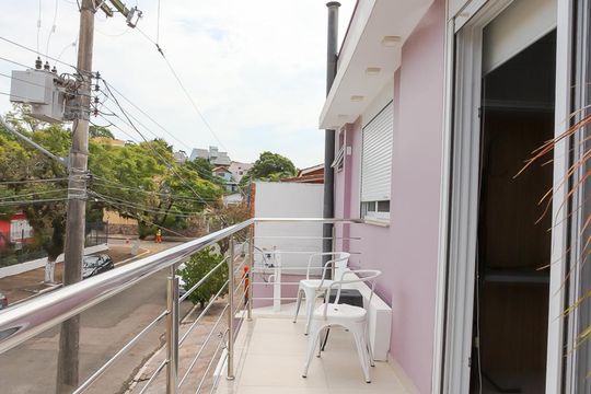 Varanda da Suíte 1 de casa à venda com 3 quartos, 116m² em Jardim Itu Sabará, Porto Alegre