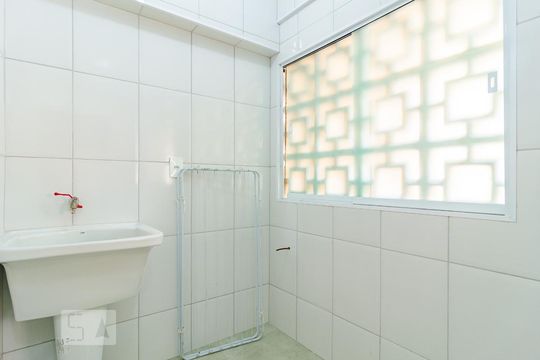 Lavanderia de apartamento para alugar com 2 quartos, 55m² em Mirandópolis, São Paulo