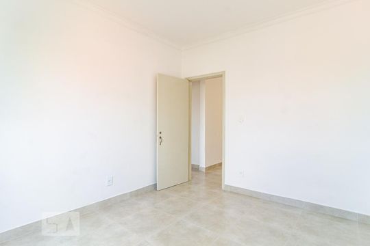 Quarto 2 de apartamento para alugar com 2 quartos, 55m² em Mirandópolis, São Paulo