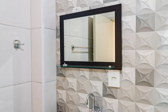 Banheiro Social de apartamento para alugar com 2 quartos, 55m² em Mirandópolis, São Paulo