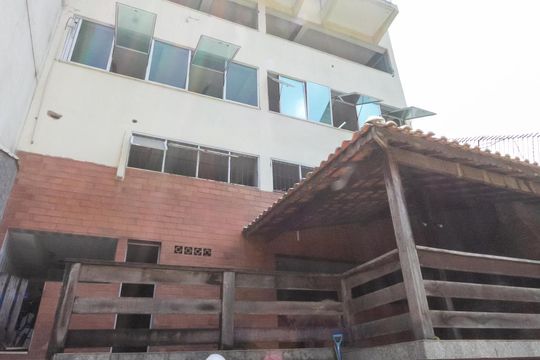 Fachada da casa de casa para alugar com 4 quartos, 280m² em Freguesia (jacarepaguá), Rio de Janeiro