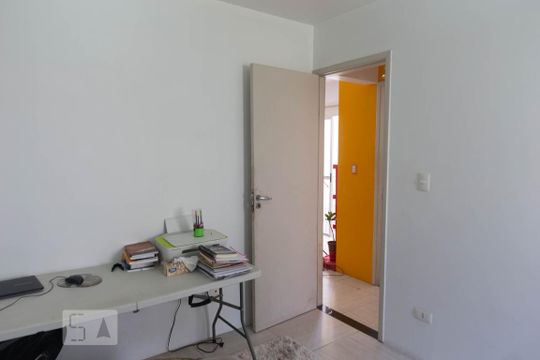 Quarto 1 de apartamento para alugar com 2 quartos, 57m² em Parque Rincão, Cotia