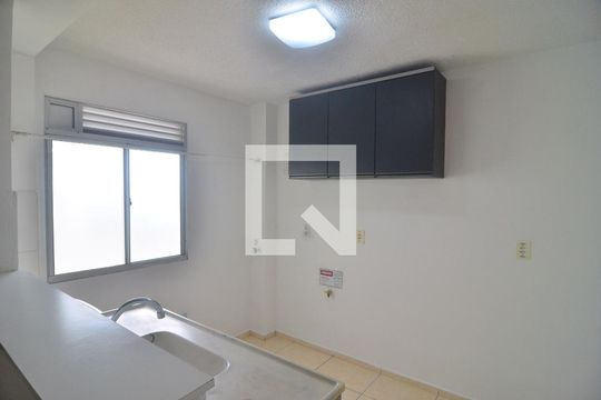 Cozinha de apartamento para alugar com 2 quartos, 45m² em Igara, Canoas