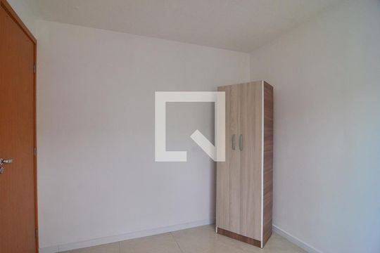 Quarto 1 de apartamento à venda com 2 quartos, 45m² em Igara, Canoas
