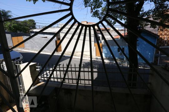 Casa para alugar com 2 quartos, 70m² em Vila Paulistania, São Paulo