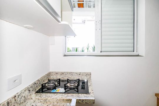 Cozinha de casa de condomínio para alugar com 1 quarto, 25m² em Brooklin, São Paulo