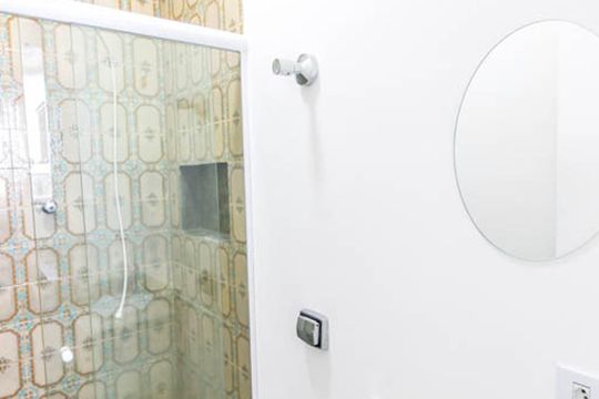 Banheiro de casa de condomínio para alugar com 1 quarto, 25m² em Brooklin, São Paulo
