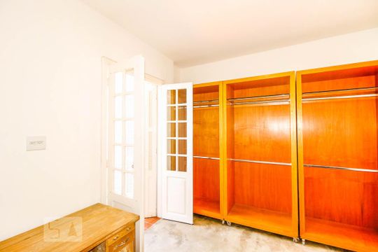 Quarto de casa de condomínio para alugar com 1 quarto, 25m² em Brooklin, São Paulo