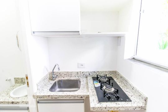 Cozinha de casa de condomínio para alugar com 1 quarto, 25m² em Brooklin, São Paulo