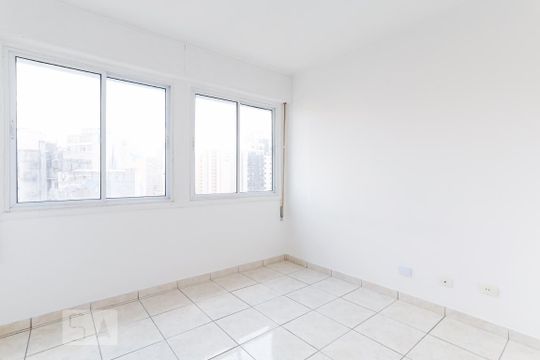 Quarto 1 de apartamento para alugar com 2 quartos, 73m² em Vila Buarque, São Paulo