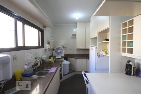 Cozinha de casa à venda com 3 quartos, 250m² em Jardim Vila Mariana, São Paulo