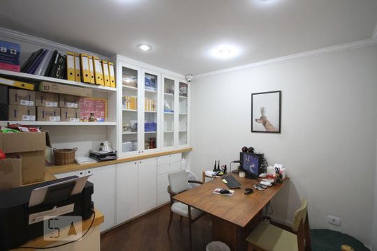 Escritório de casa à venda com 3 quartos, 250m² em Jardim Vila Mariana, São Paulo
