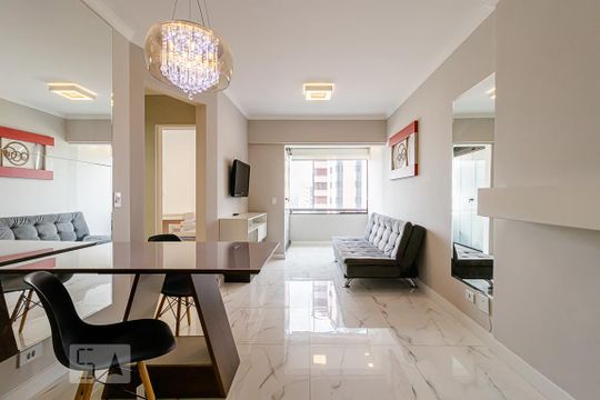 Sala de apartamento para alugar com 2 quartos, 60m² em Liberdade, São Paulo
