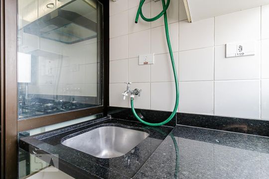 Área de Serviço de apartamento para alugar com 2 quartos, 60m² em Liberdade, São Paulo