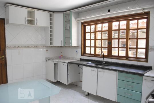 Cozinha de casa à venda com 4 quartos, 252m² em Sítio da Figueira, São Paulo