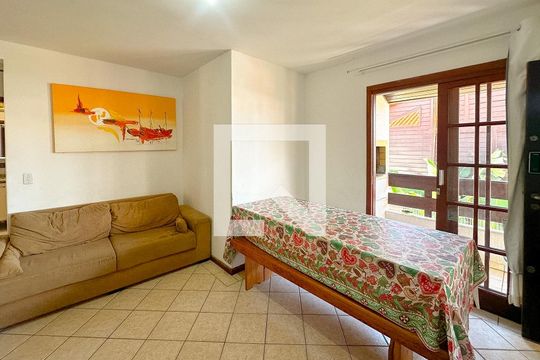 Sala de Jantar de apartamento para alugar com 3 quartos, 69m² em Canasvieiras, Florianópolis