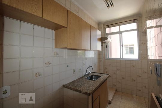 Cozinha de apartamento à venda com 2 quartos, 66m² em Vila Itapura, Campinas
