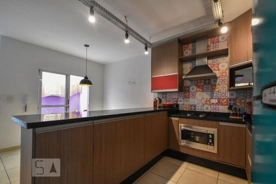 Cozinha de casa à venda com 3 quartos, 140m² em Jardim Casablanca, São Paulo