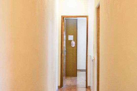 Corredor de casa à venda com 3 quartos, 140m² em Jardim Casablanca, São Paulo