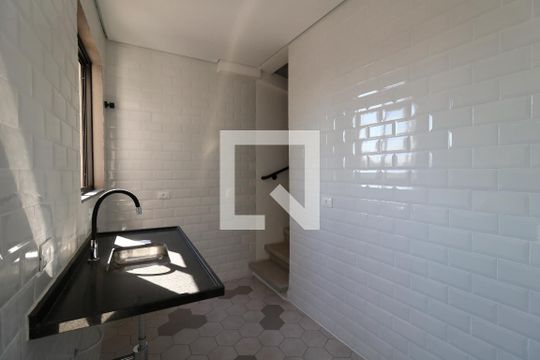 Cozinha de apartamento à venda com 2 quartos, 76m² em Jardim Ocara, Santo André