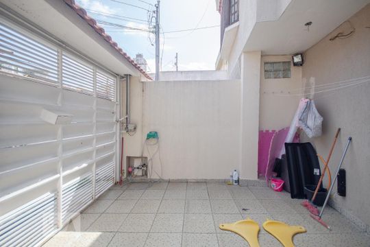 Garagem de casa à venda com 3 quartos, 128m² em Parada Inglesa, São Paulo