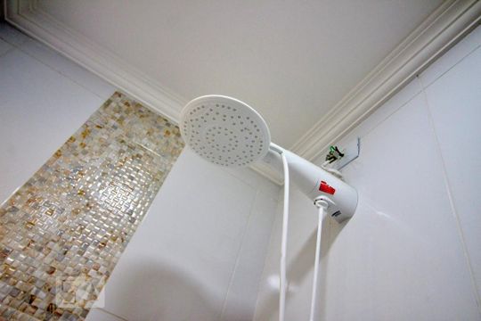 Banheiro de apartamento para alugar com 2 quartos, 60m² em Utinga, Santo André