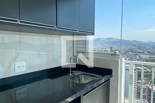 Área de Serviço de apartamento para alugar com 1 quarto, 53m² em Alphaville Empresarial, Barueri