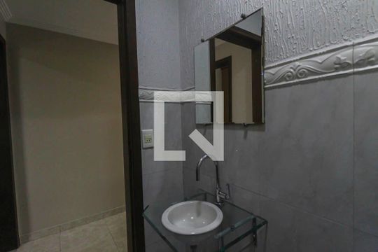Lavabo de casa à venda com 4 quartos, 270m² em Jardim Ângela (zona Leste), São Paulo