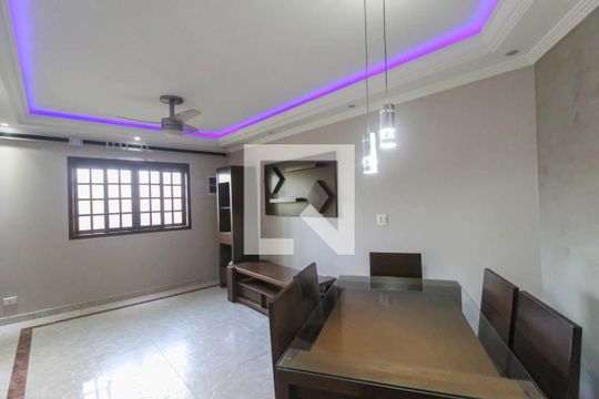 Sala de casa à venda com 4 quartos, 270m² em Jardim Ângela (zona Leste), São Paulo
