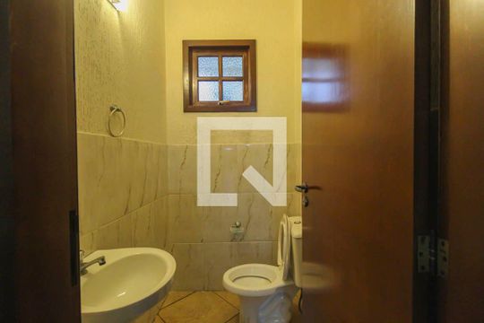 Banheiro da Garagem de casa à venda com 4 quartos, 270m² em Jardim Ângela (zona Leste), São Paulo
