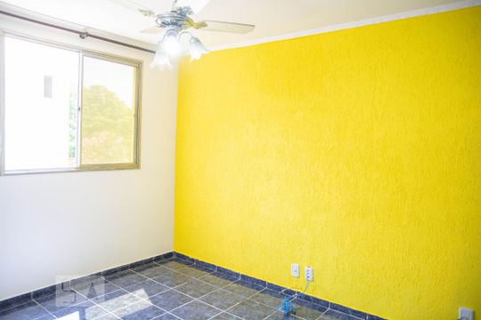 Sala de apartamento à venda com 2 quartos, 55m² em Jardim Anchieta, Campinas