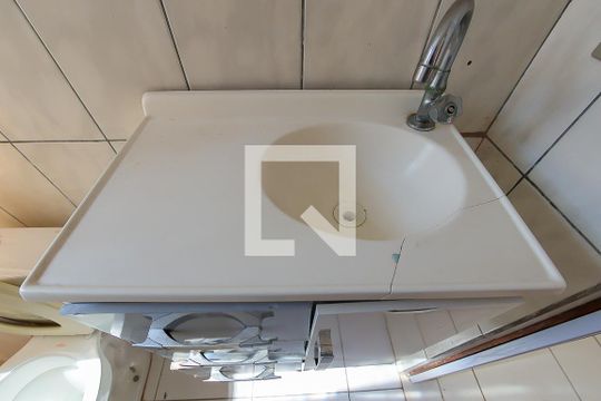 Banheiro de apartamento à venda com 2 quartos, 50m² em Jardim Santa Inês, Guarulhos