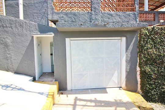 Fachada de casa para alugar com 1 quarto, 75m² em Baeta Neves, São Bernardo do Campo