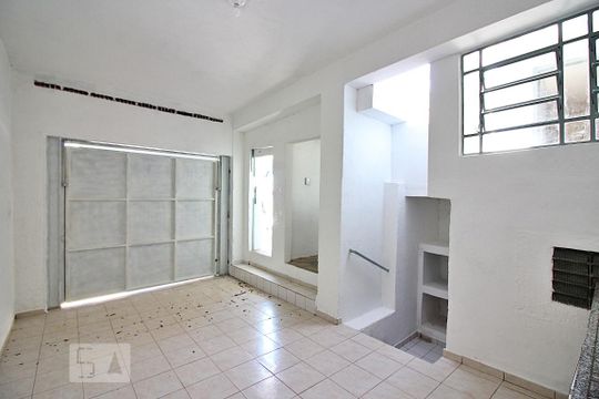 Sala/Cozinha de casa para alugar com 1 quarto, 75m² em Baeta Neves, São Bernardo do Campo
