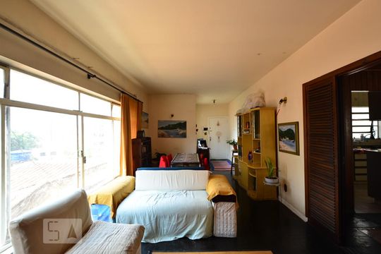 Sala de casa de condomínio para alugar com 3 quartos, 154m² em Saúde, São Paulo