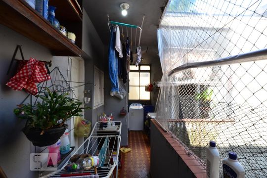 Área de Serviço de casa de condomínio para alugar com 3 quartos, 154m² em Saúde, São Paulo