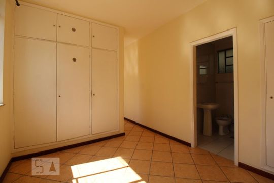 Banheiro do Quarto 1 de apartamento à venda com 1 quarto, 45m² em Centro, Campinas