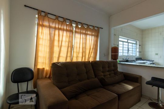 Casa à venda com 4 quartos, 242m² em Vila Joaquim Inácio, Campinas
