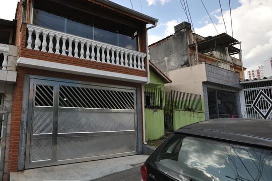 Fachada de casa à venda com 3 quartos, 160m² em Vila Água Funda, São Paulo