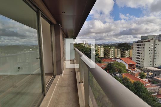 varanda  de apartamento para alugar com 1 quarto, 55m² em Vila Madalena, São Paulo