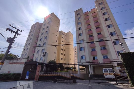 Fachada de apartamento para alugar com 2 quartos, 61m² em Jardim Arize, São Paulo