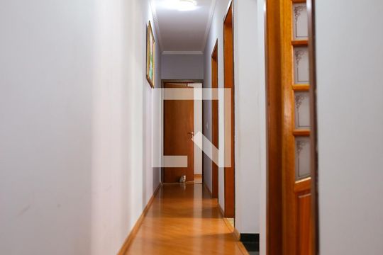Corredor superior de casa à venda com 3 quartos, 180m² em Parque São Vicente, Mauá