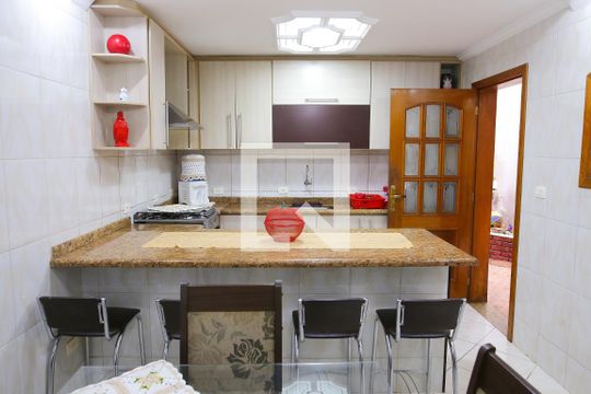 Cozinha de casa à venda com 3 quartos, 180m² em Parque São Vicente, Mauá