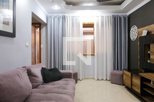 Casa à venda com 3 quartos, 180m² em Parque São Vicente, Mauá