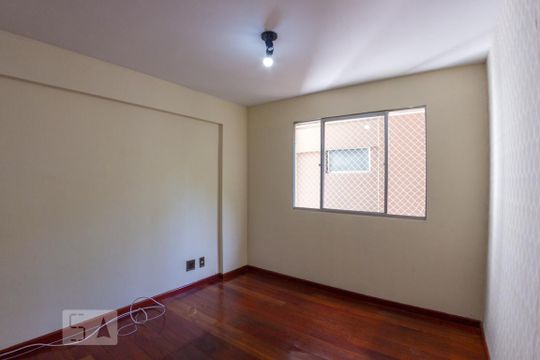 Sala de apartamento para alugar com 2 quartos, 65m² em Jardim Íris, São Paulo