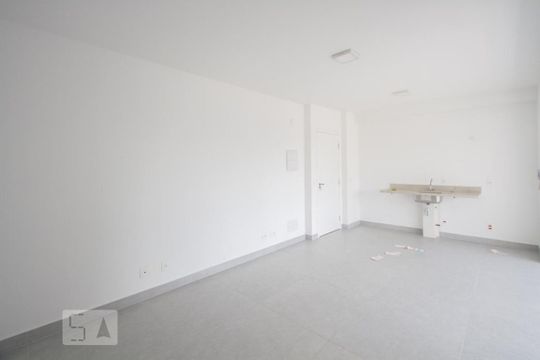 Sala/Quarto de kitnet/studio para alugar com 1 quarto, 38m² em Campo Belo, São Paulo