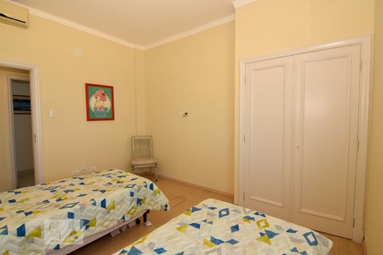 Quarto 1 de apartamento para alugar com 4 quartos, 170m² em Centro, Guarujá