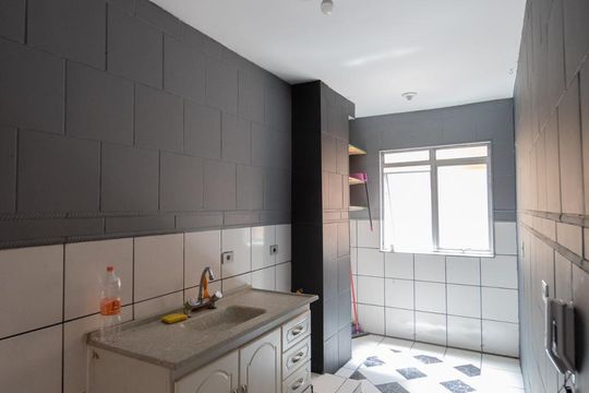 Cozinha e Área de Serviço de apartamento à venda com 2 quartos, 60m² em Brás, São Paulo