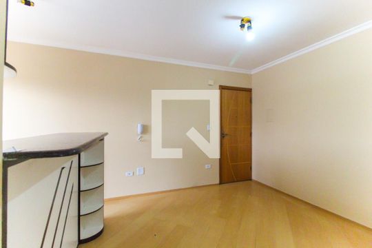 Sala de apartamento para alugar com 2 quartos, 48m² em Itaquera, São Paulo